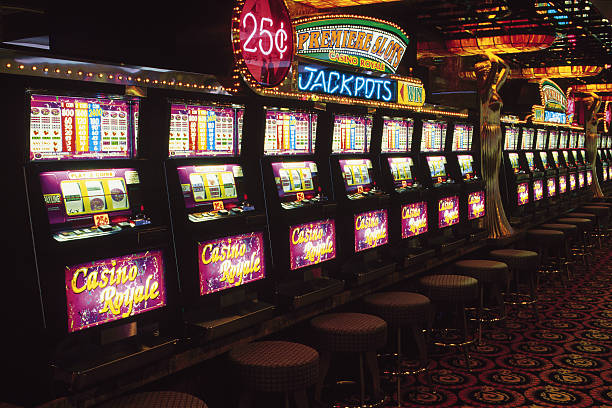 dingdong4d Free Play interface on mobile showing virtual balance and game categories